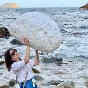 Meet your Posher, Thuy-khanh